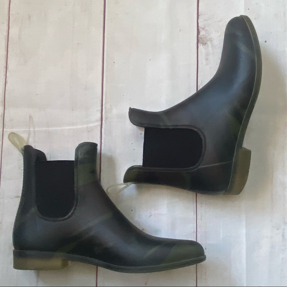 J. Crew Chelsea Camo Rain Boots. Size 9
